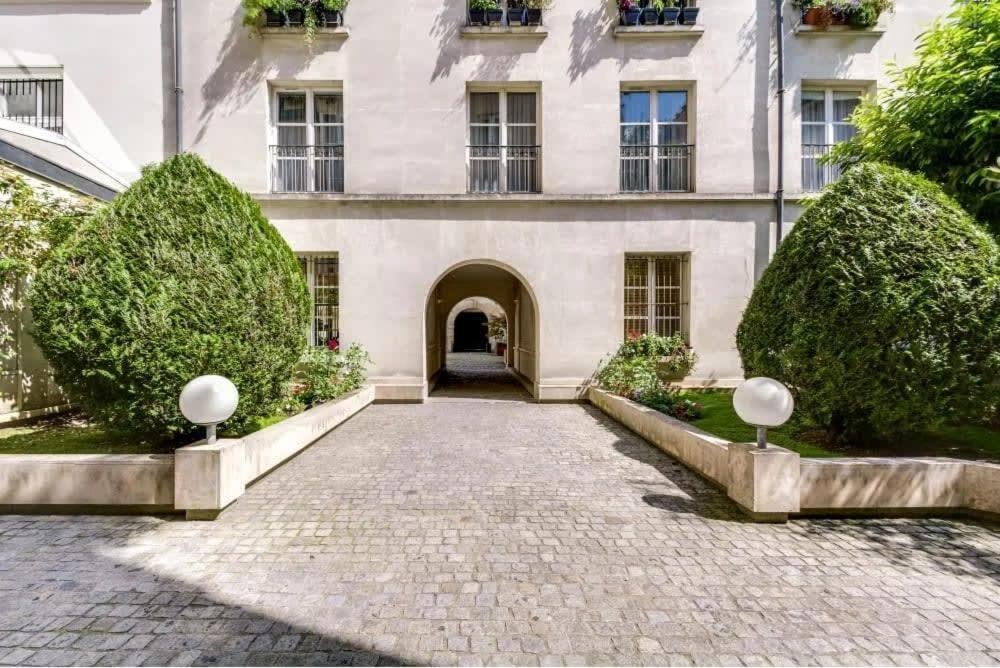 Modern & Colourful 3bd For 9 Guests In Le Marais! Appartement Paris